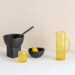 zwart houten schaaltje
